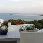 Galazio Kyma *