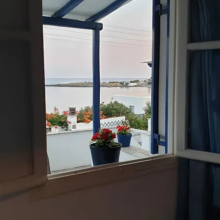 Daire Galazio Kyma Agios Ioannis (Tinos)